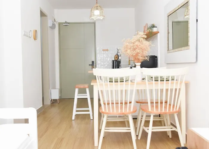 Seabreeze Seaview Super Cosy Stay Bali Residence