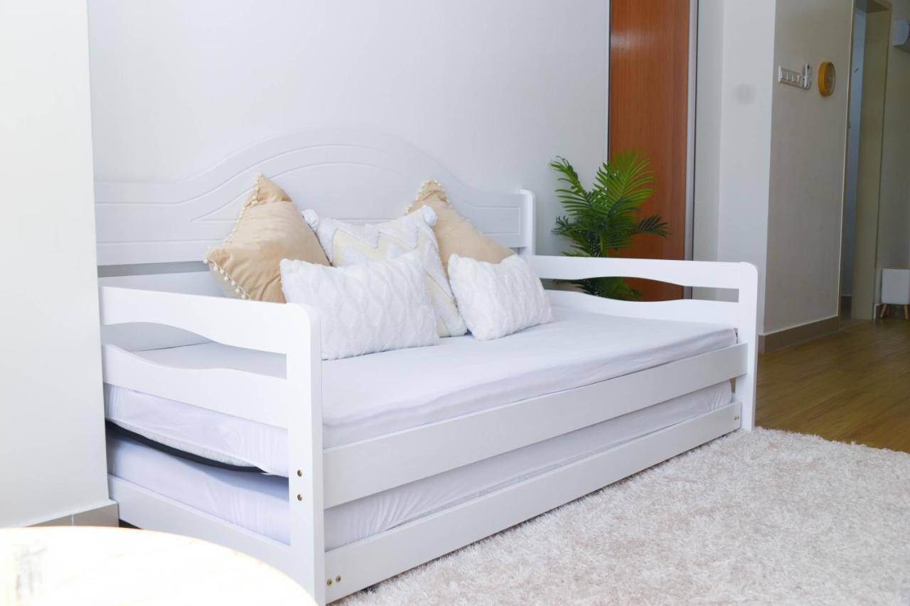 Seabreeze Seaview Super Cosy Bali Apartment *